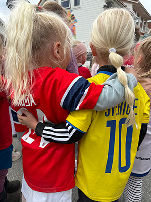 Barnekreftforeningens FotballtrøyeFredag 2026