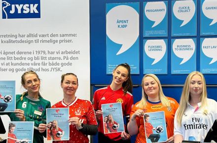 Jysk på Barnekreftforeningens FotballtrøyeFredag